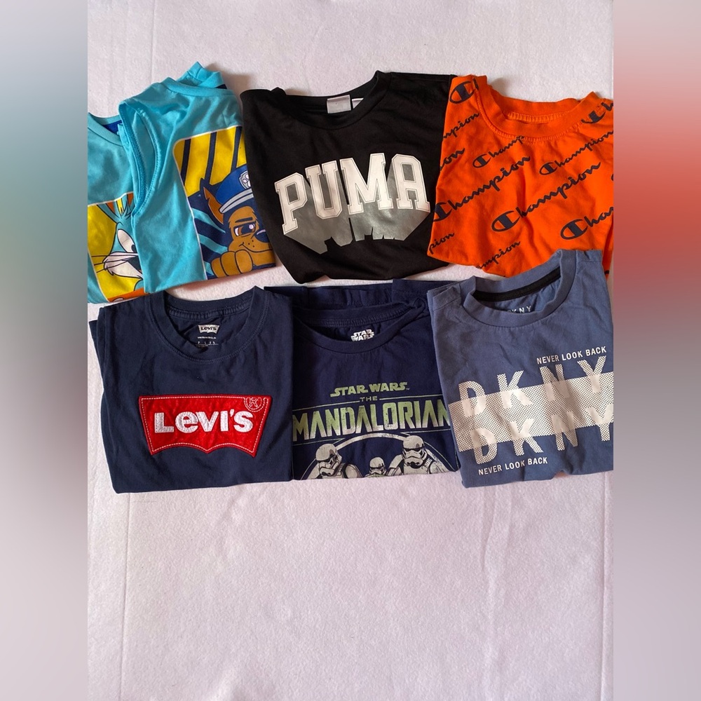 Levi's, Star Wars, Looney Tunes, (Bundle of 7) Black Short Sleeve Tee (Size 7)